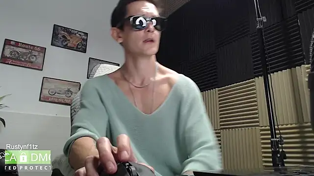 Rustynf1tz_'s cam snapshot