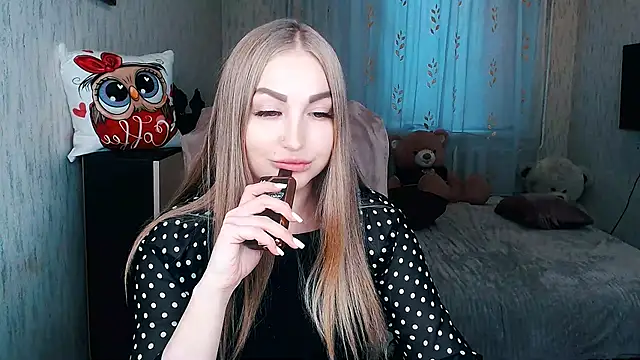 _KittyBoo's cam snapshot