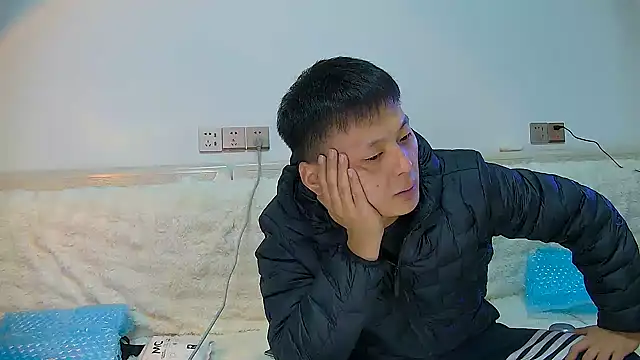 Acuteman live sex cam