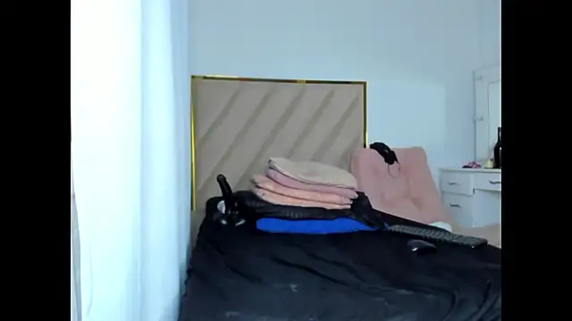 Niki_Kerr's cam snapshot