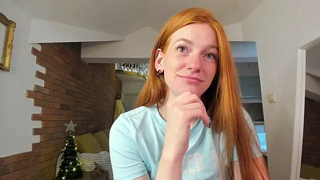 Aliceginger99's cam snapshot