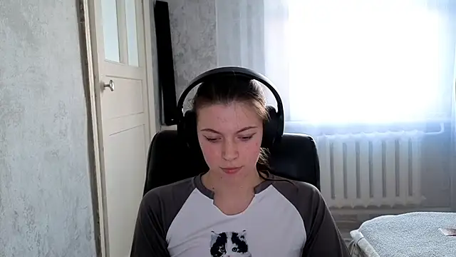 CutieAnny's cam snapshot