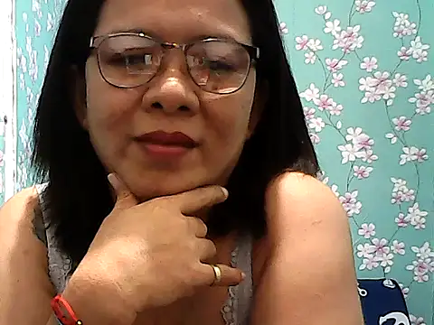 sluttyangel20's web cam