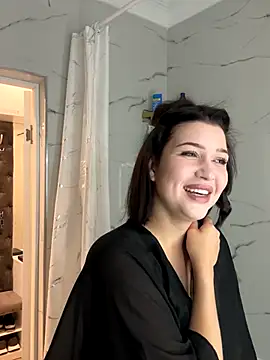 KikiWatson's cam snapshot