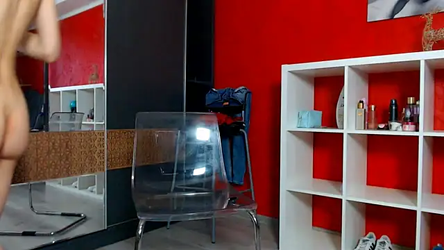 CorinneFelicity's cam snapshot