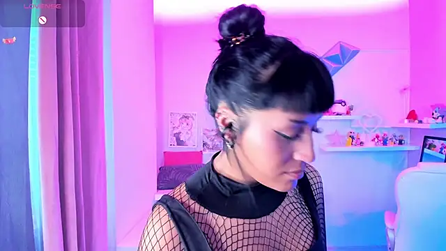 Valkiria_ponce's cam snapshot