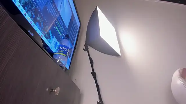 Miss__pretty's cam snapshot