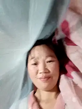 blonde_blg live sex cam