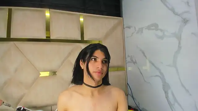 Allisonts69 live sex cam