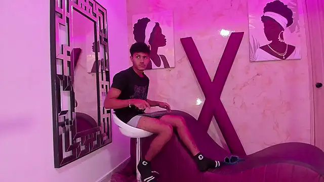 DIAMOND_BLACKS's cam snapshot