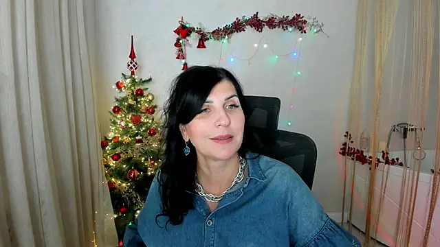 Moon_Veloure1's cam snapshot