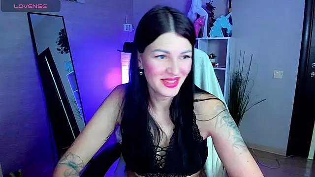 O1d_Lady's cam snapshot