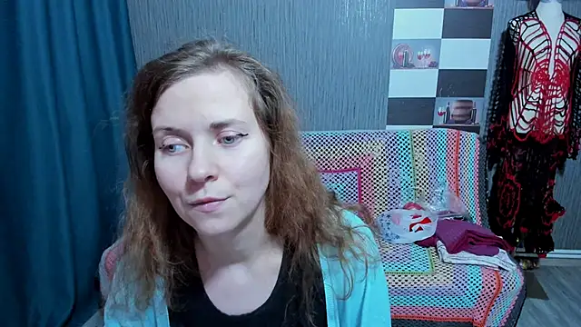 pa1e_pr1ncess's cam snapshot