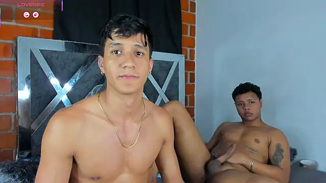 Robertmiller21 live sex cam