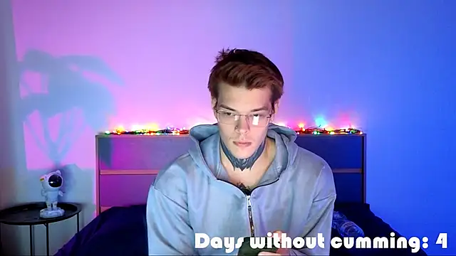 DENIS_HERE's cam snapshot