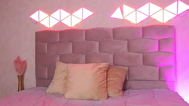 AnitaKariri's cam snapshot