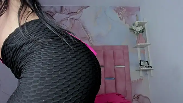 Isis_Blaze live sex cam