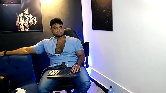 Big_furry_bear13 live sex cam