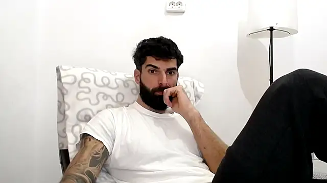 Verycutex's Stripchat show and profile