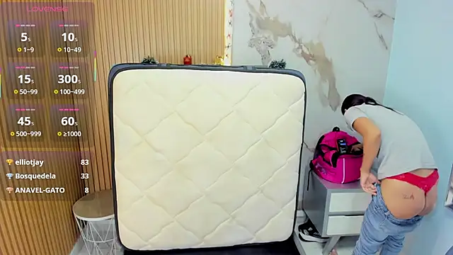 Isisleroy1 live sex cam