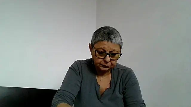 roseblak42's cam snapshot