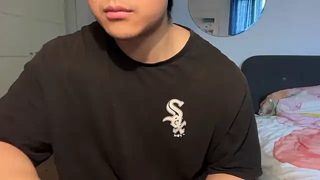 jungcock3210 live sex cam