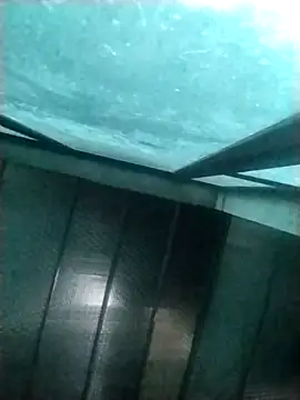 m-mbae's cam snapshot