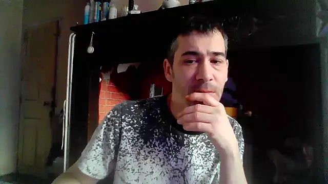 Hgay6935's cam snapshot