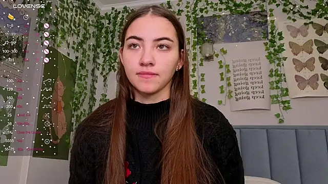 Fit_Brunette_'s cam snapshot