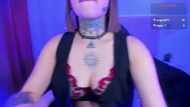 Gyal_8_'s cam snapshot