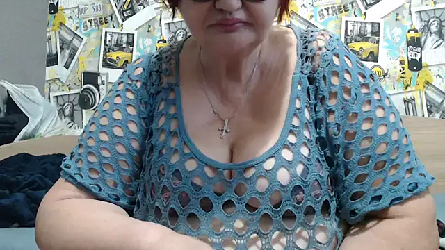 DeniseeRosea live sex cam