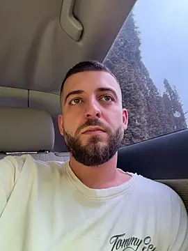 Pablo_Hornyguy95 live sex cam