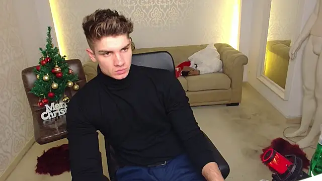 MaxKaiden live sex cam