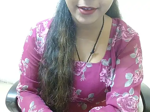 LovingPihu's cam snapshot