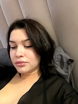 KikiWatson live sex cam