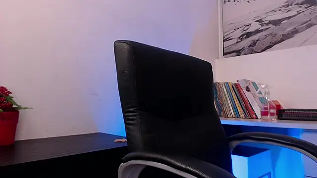 peyton_golden1's cam snapshot