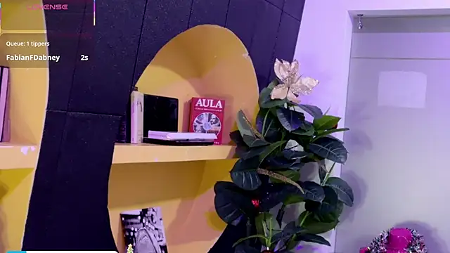 SamantaKane's cam snapshot