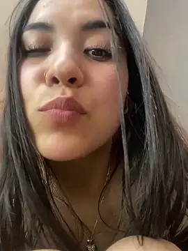 Aly_Loving live sex cam