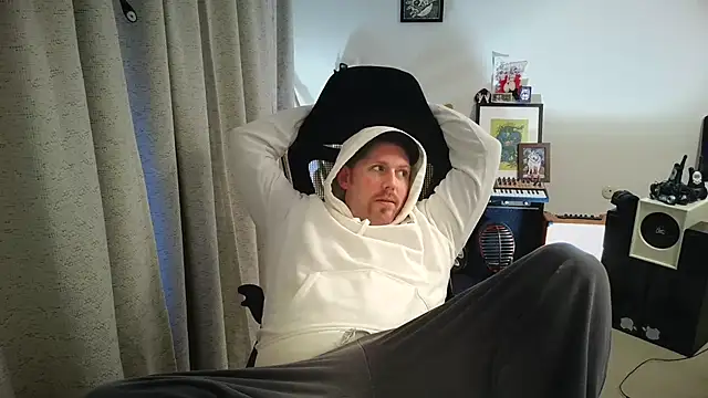 God_Of_ThundeRR live sex cam