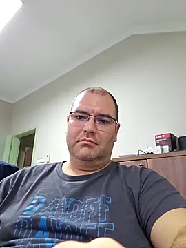 Andrew1900529 live sex cam