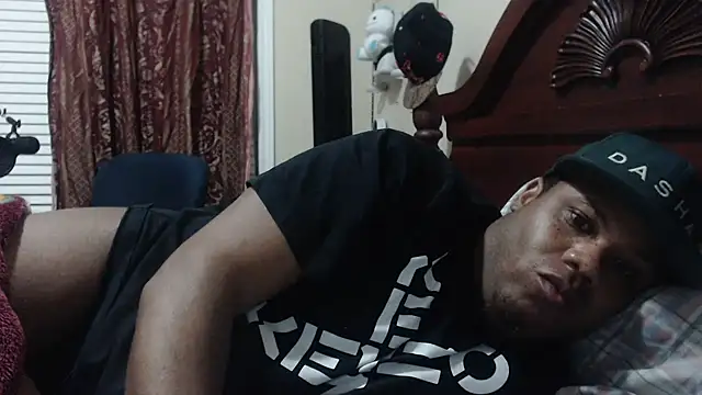 Iced_cloudz's cam snapshot