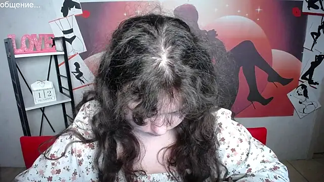 NeonilaLisova live sex cam