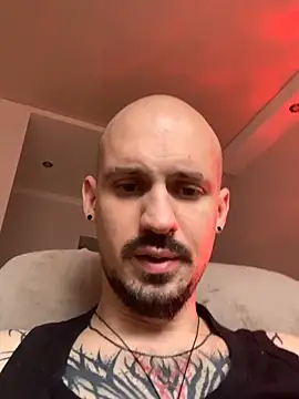 AssHunter4k live sex cam