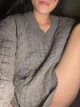 LylyOx9 live sex cam