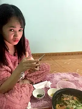 TranOanh999's cam snapshot