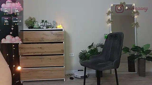 viviaaany's cam snapshot