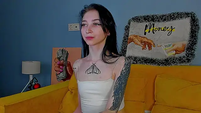 Ellen_Hops's cam snapshot