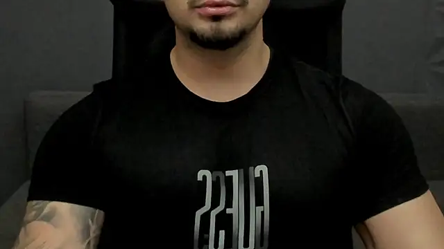 TonyWilcox live sex cam