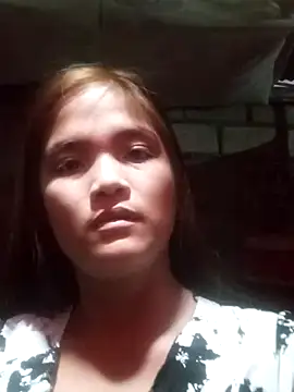 Pretty-Queen21's cam snapshot