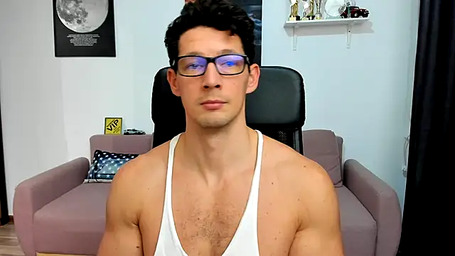 BrutusK08's Stripchat show and profile